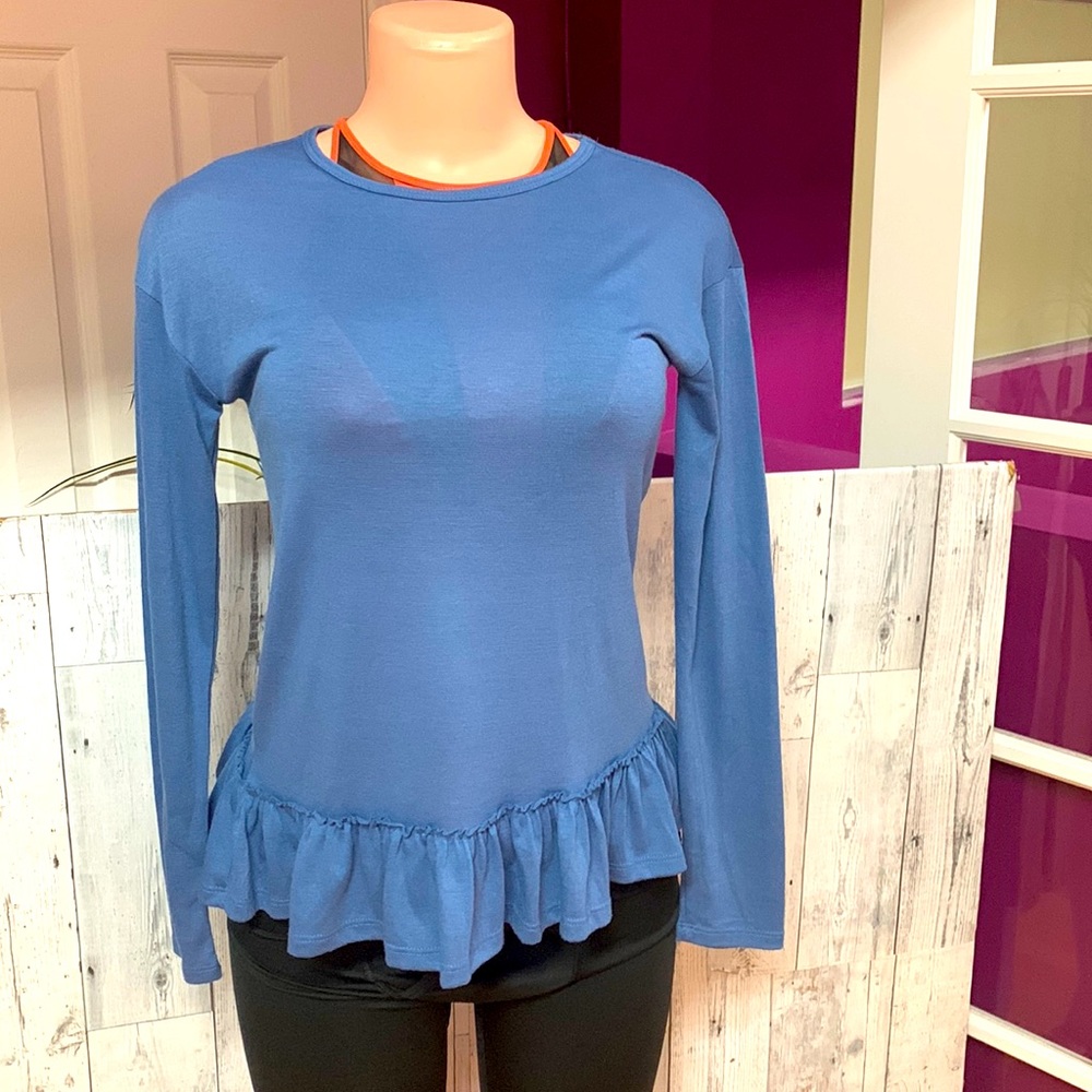 Rue 21 Woman’s Blue long Sleeves T Shirt Sz Small